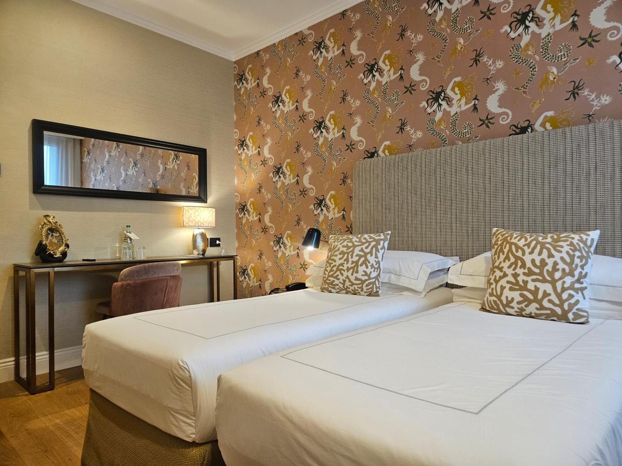 Jolly Charme Suite Messina Esterno foto